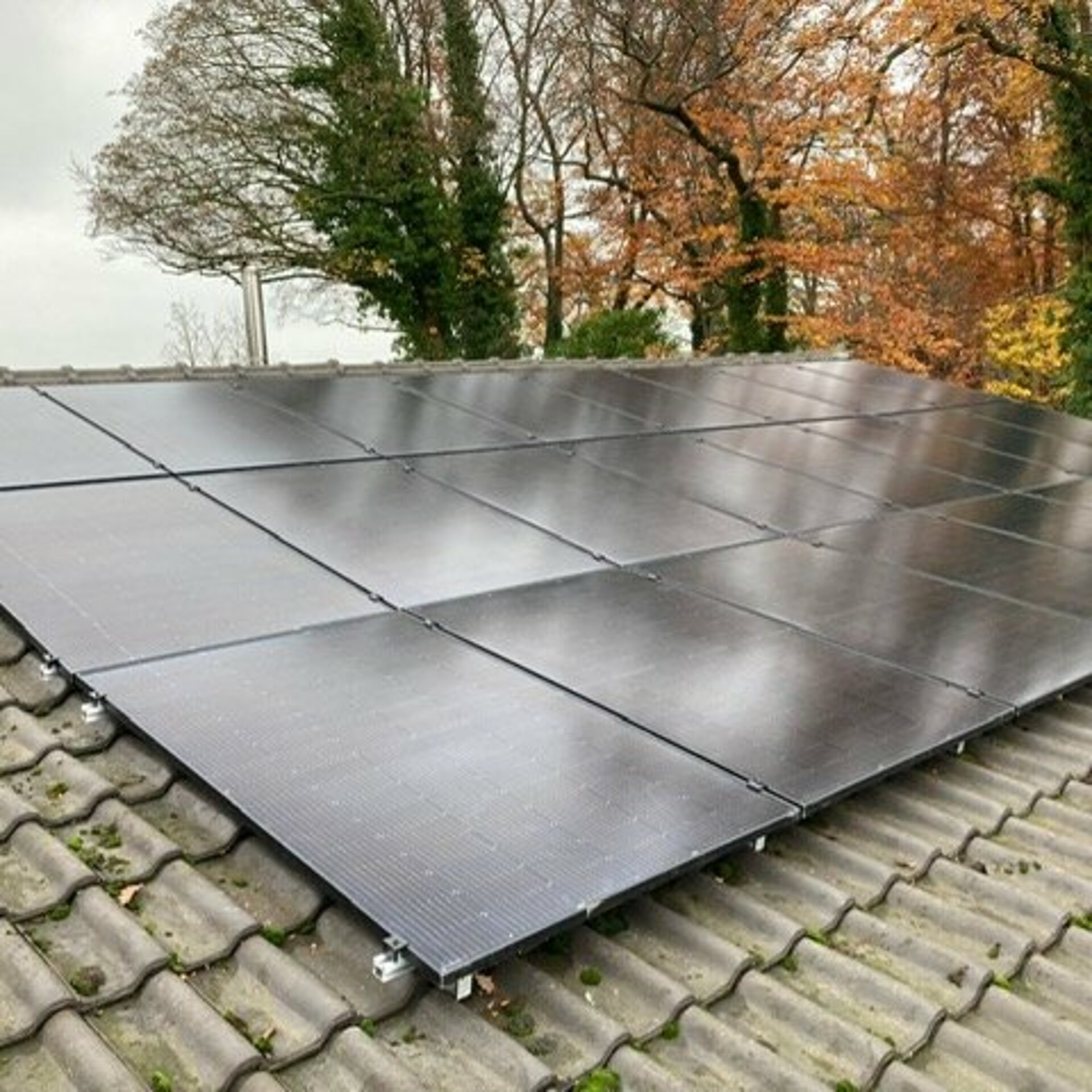 Sistema fotovoltaico Schwalmtal Germania – PV Modulo WST-400MGX