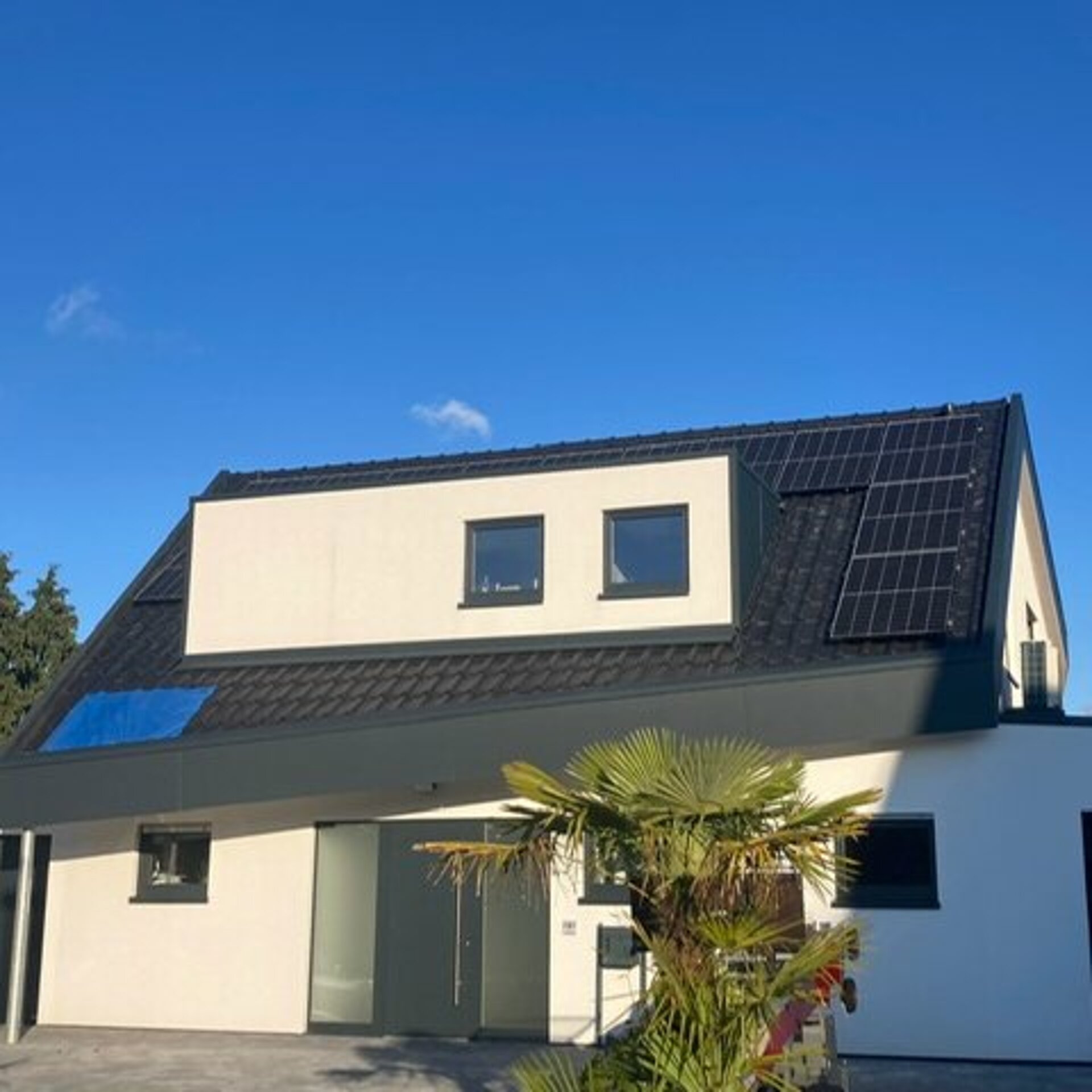 Sistema fotovoltaico Elmpt Germania – PV Modulo WST-410MGX