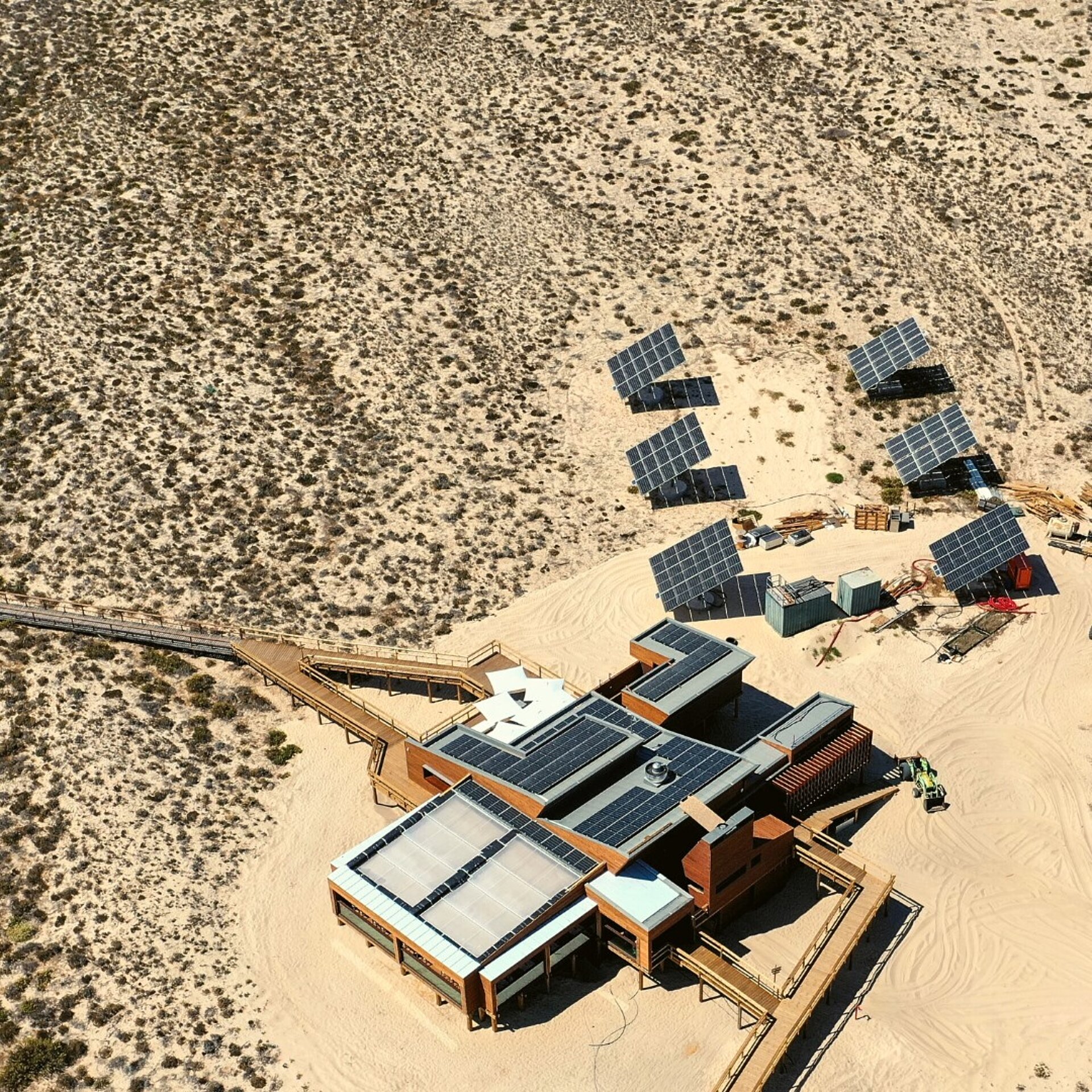 Sistema fotovoltaico Ilha Deserta Portogallo – PV Modulo WST-375MGL