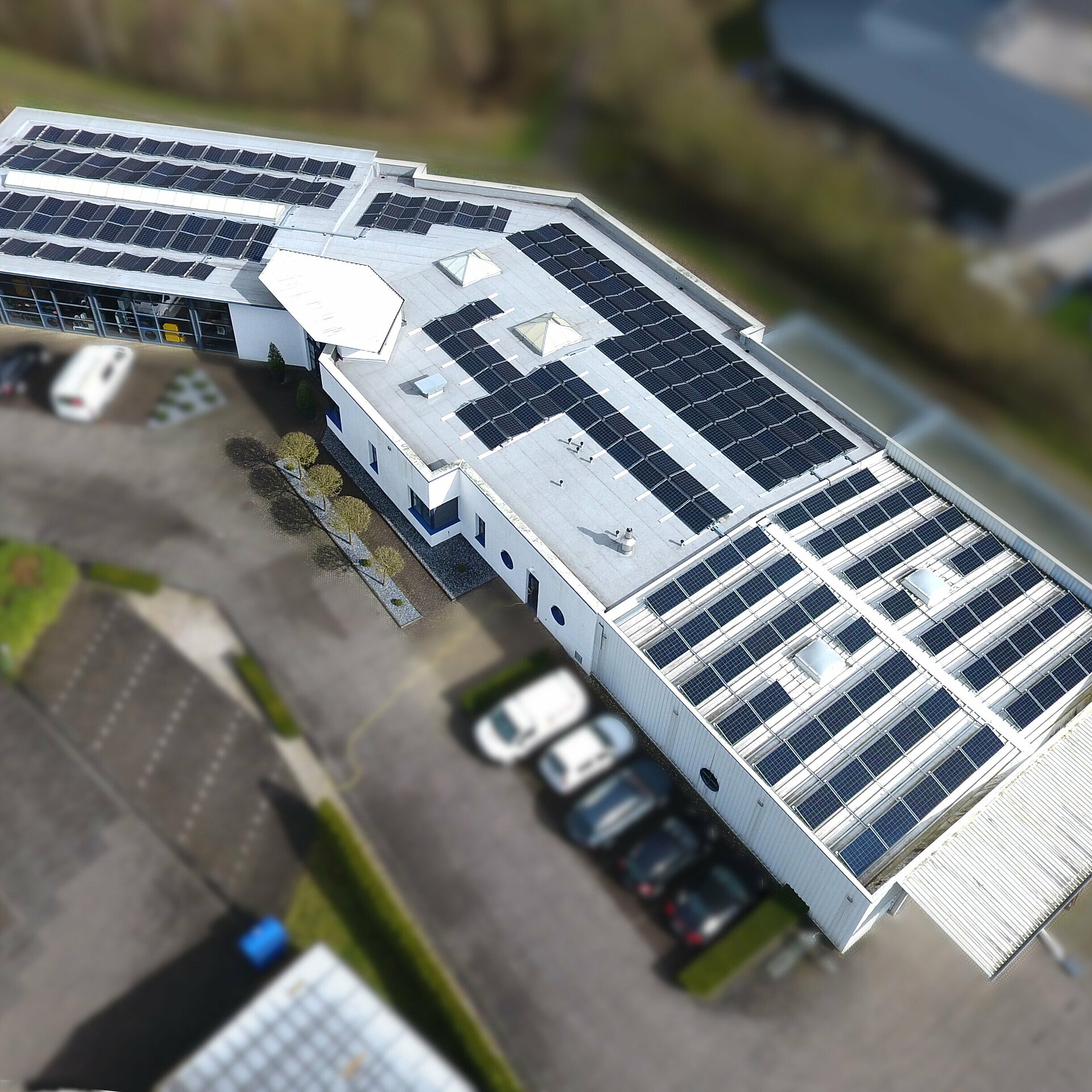 Sistema fotovoltaico Oldenburg Germania – PV Modulo WST-325M6
